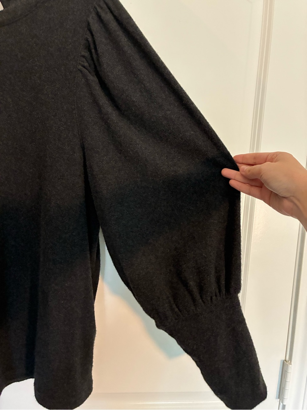 Madewell Gothic Top Puff Sleeves, Long Soft, Long Vintage Inspired Cuffs 2X - Picture 5 of 9